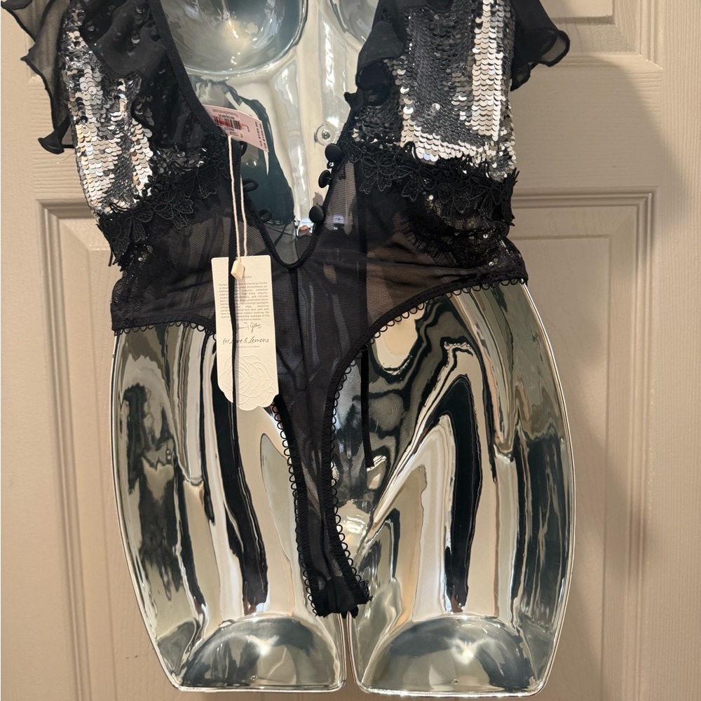 Black and Silver Sequin Bodysuit - Picture 8 of 8